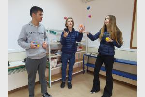 Learning to Juggle - Media Gallery 22